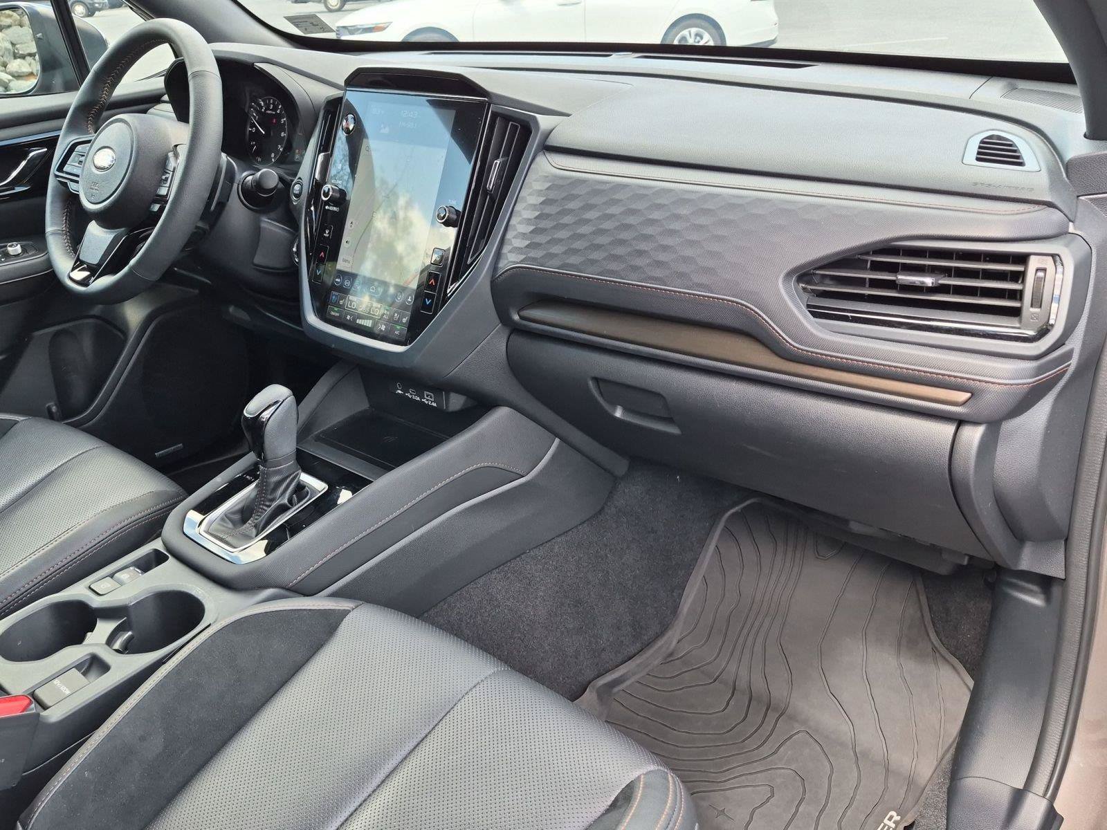 Certified 2025 Subaru Forester Touring AWD/4WD image 32