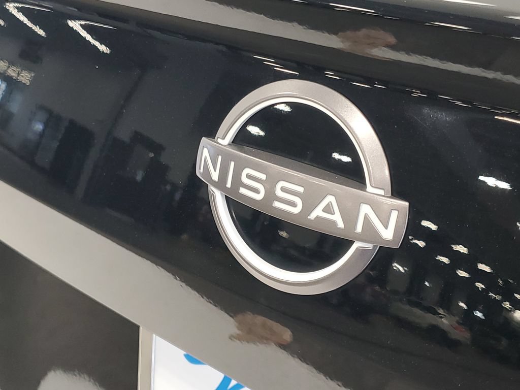 Used 2025 Nissan Altima 2.5 SV FWD image 7