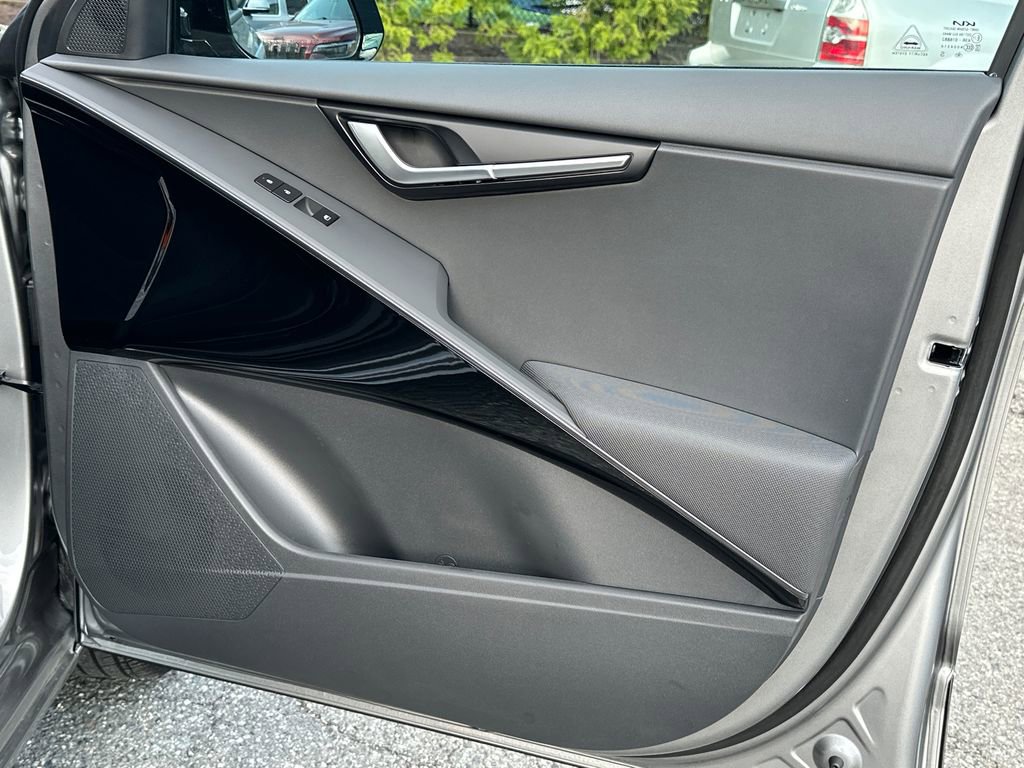 New 2026 Kia Niro Wind FWD image 15