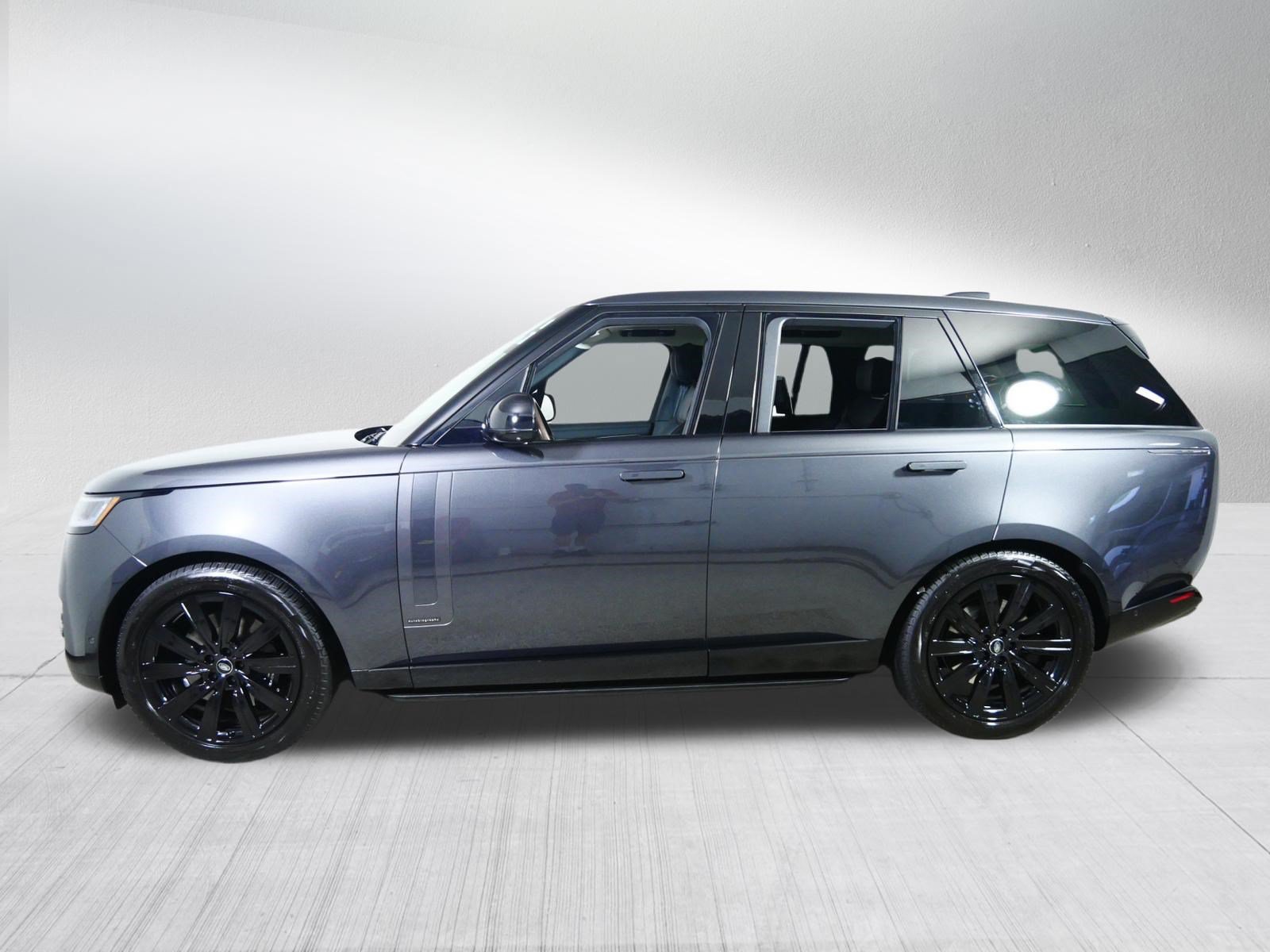 Used 2024 Land Rover Range Rover Autobiography AWD/4WD image 4