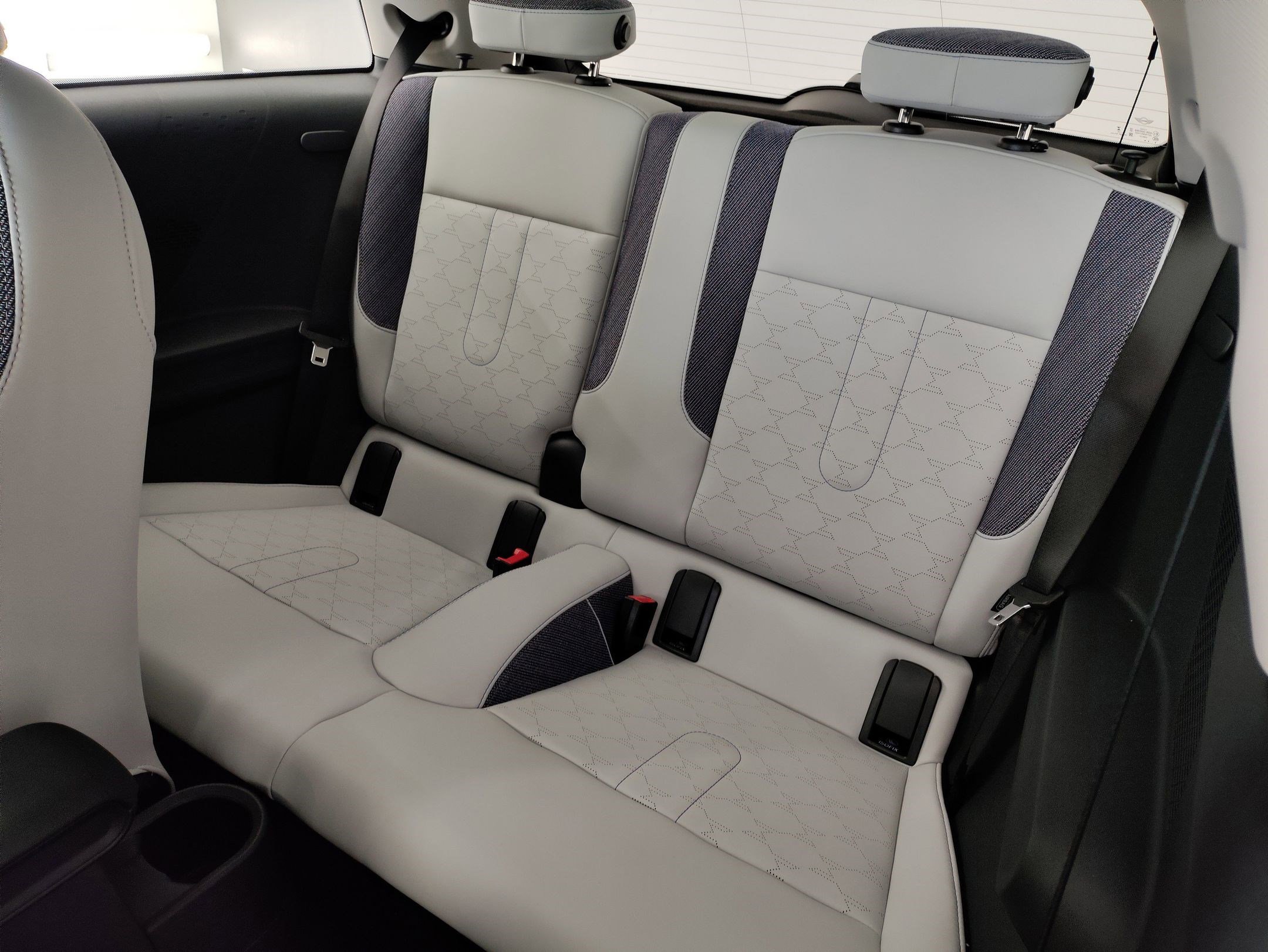 New 2026 MINI Cooper 2-Door Hardtop image 23