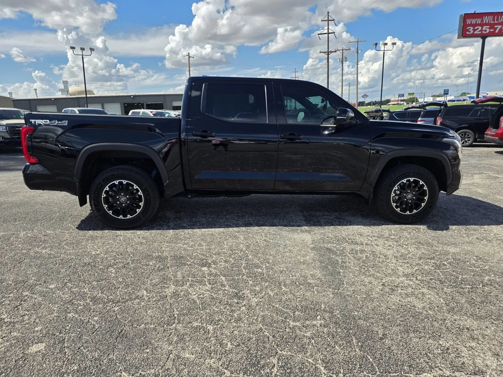 Used 2025 Toyota Tundra SR5 w/ TRD Off-Road Premium Package AWD/4WD image 8