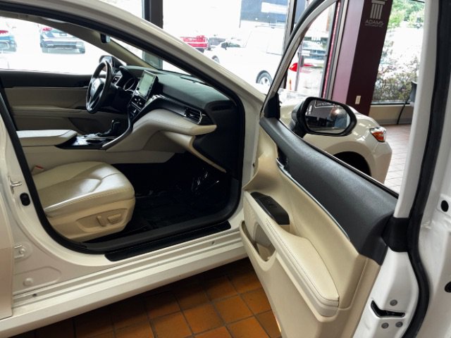 Used 2022 Toyota Camry XLE FWD image 27