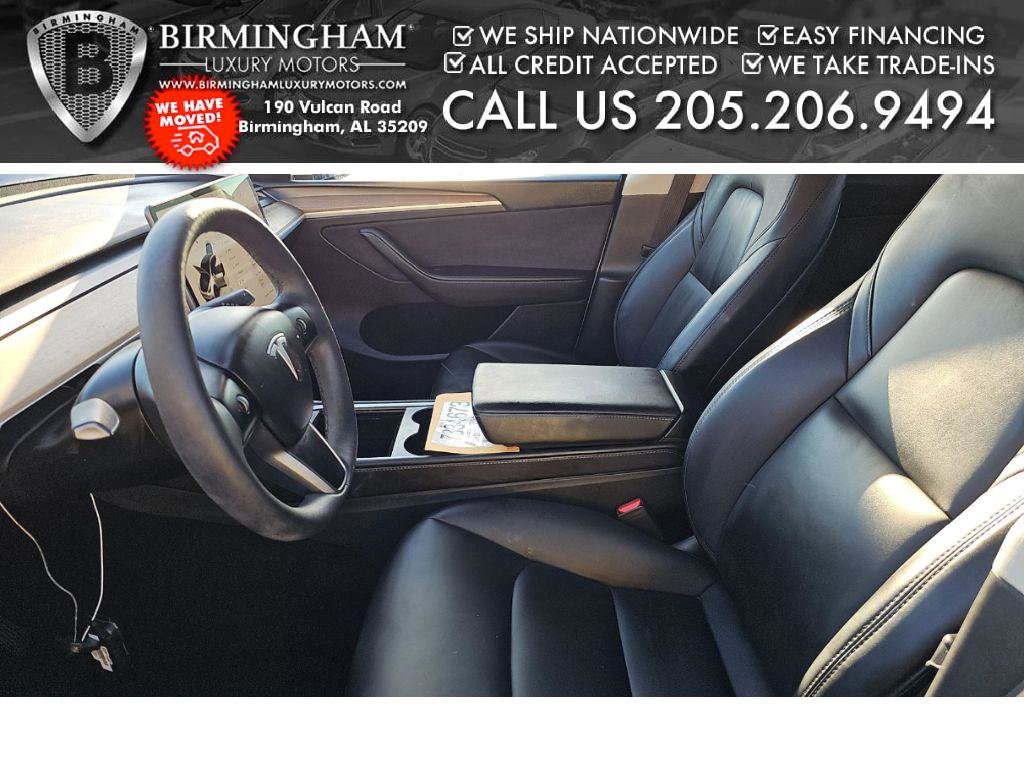 Used 2024 Tesla Model Y Long Range RWD image 2