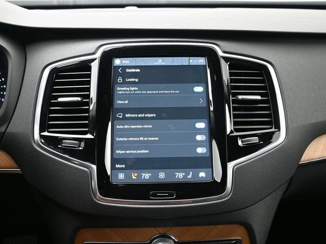 Used 2024 Volvo XC90 B6 Plus w/ Protection Package Premier image 17