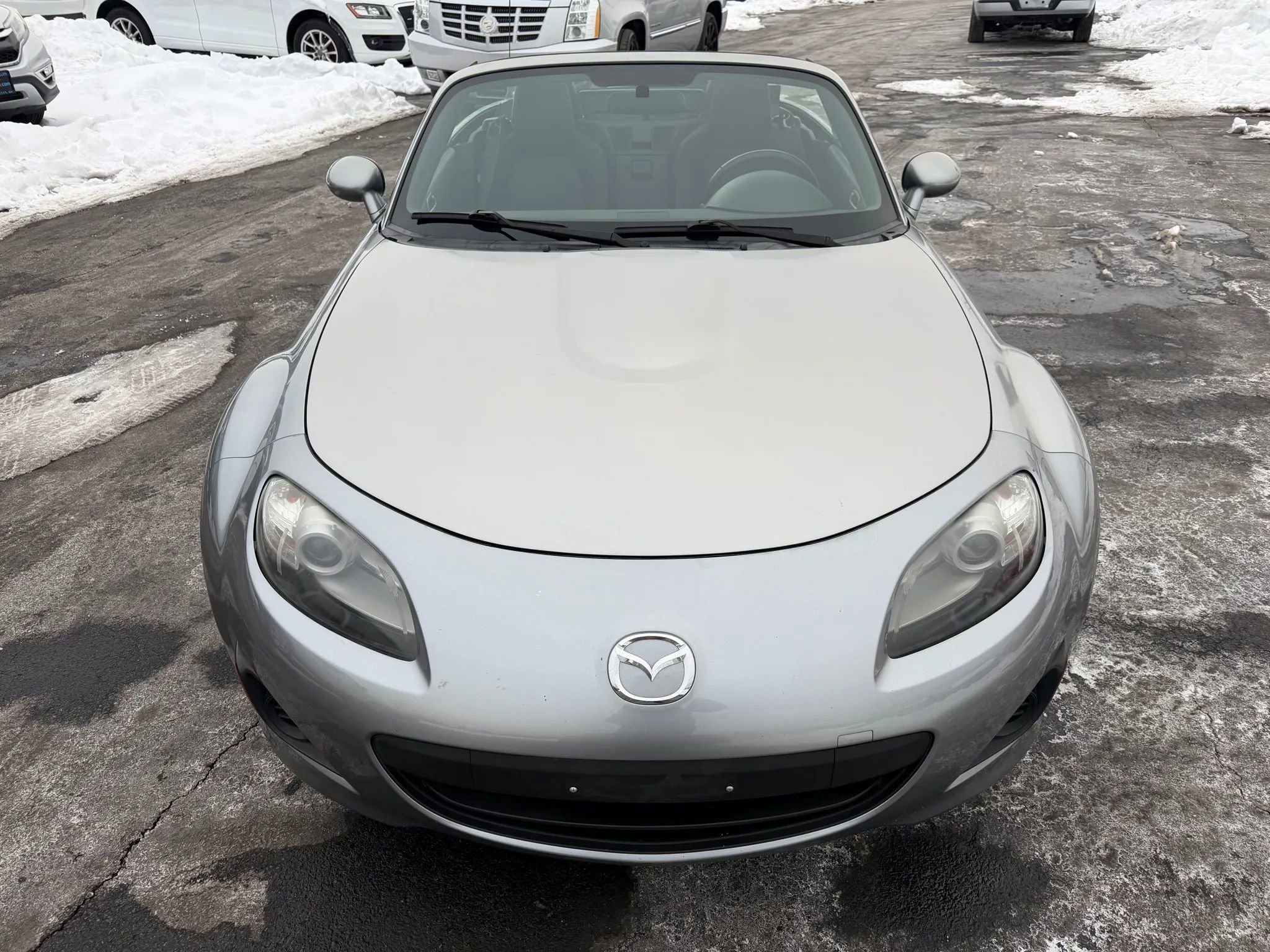 Used 2010 MAZDA MX-5 Miata Sport image 9