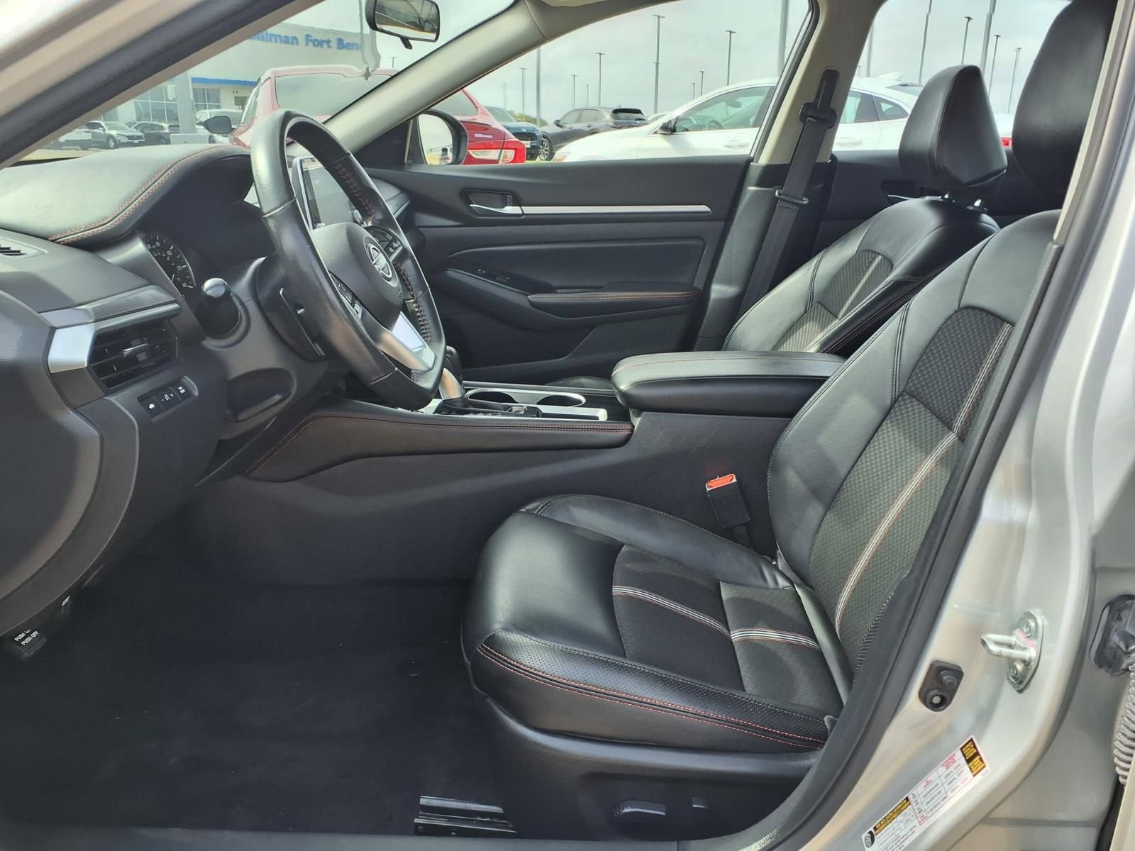 Used 2024 Nissan Altima 2.5 SR image 12