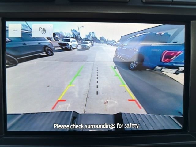 Used 2024 Ford F350 XLT w/ FX4 Off-Road Package image 16