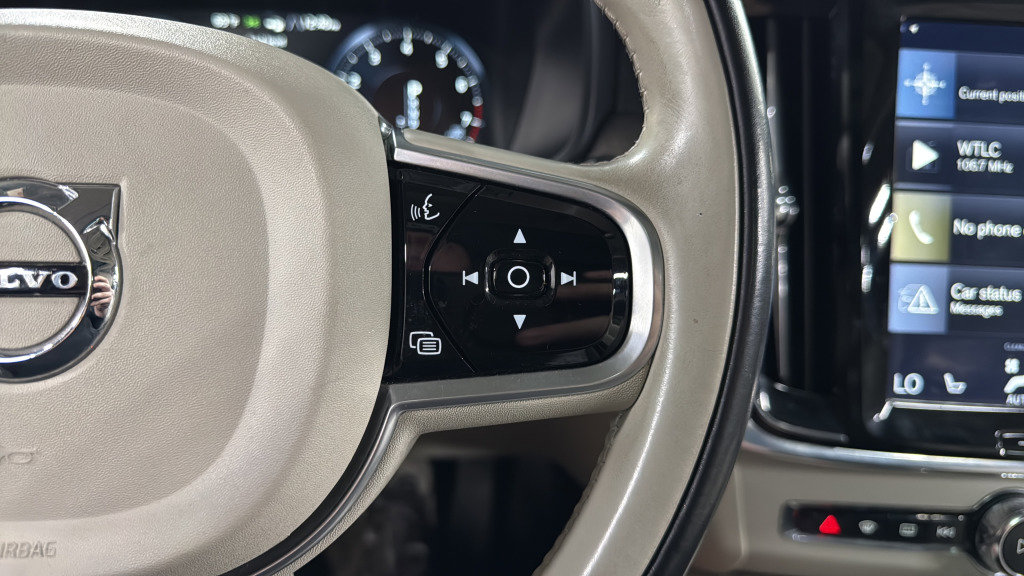 Used 2018 Volvo V90 T6 Cross Country w/ Convenience Package AWD/4WD image 25