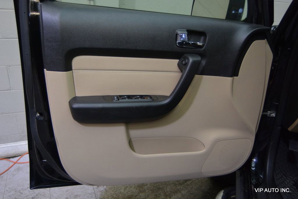 Used 2006 HUMMER H3 image 7