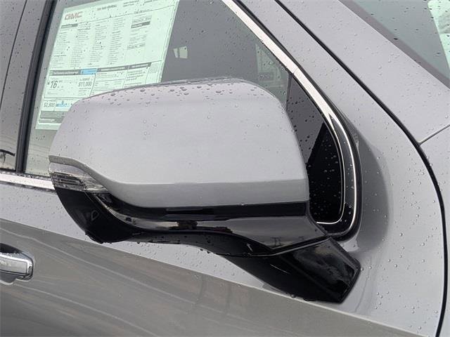 New 2026 GMC Yukon Denali image 12