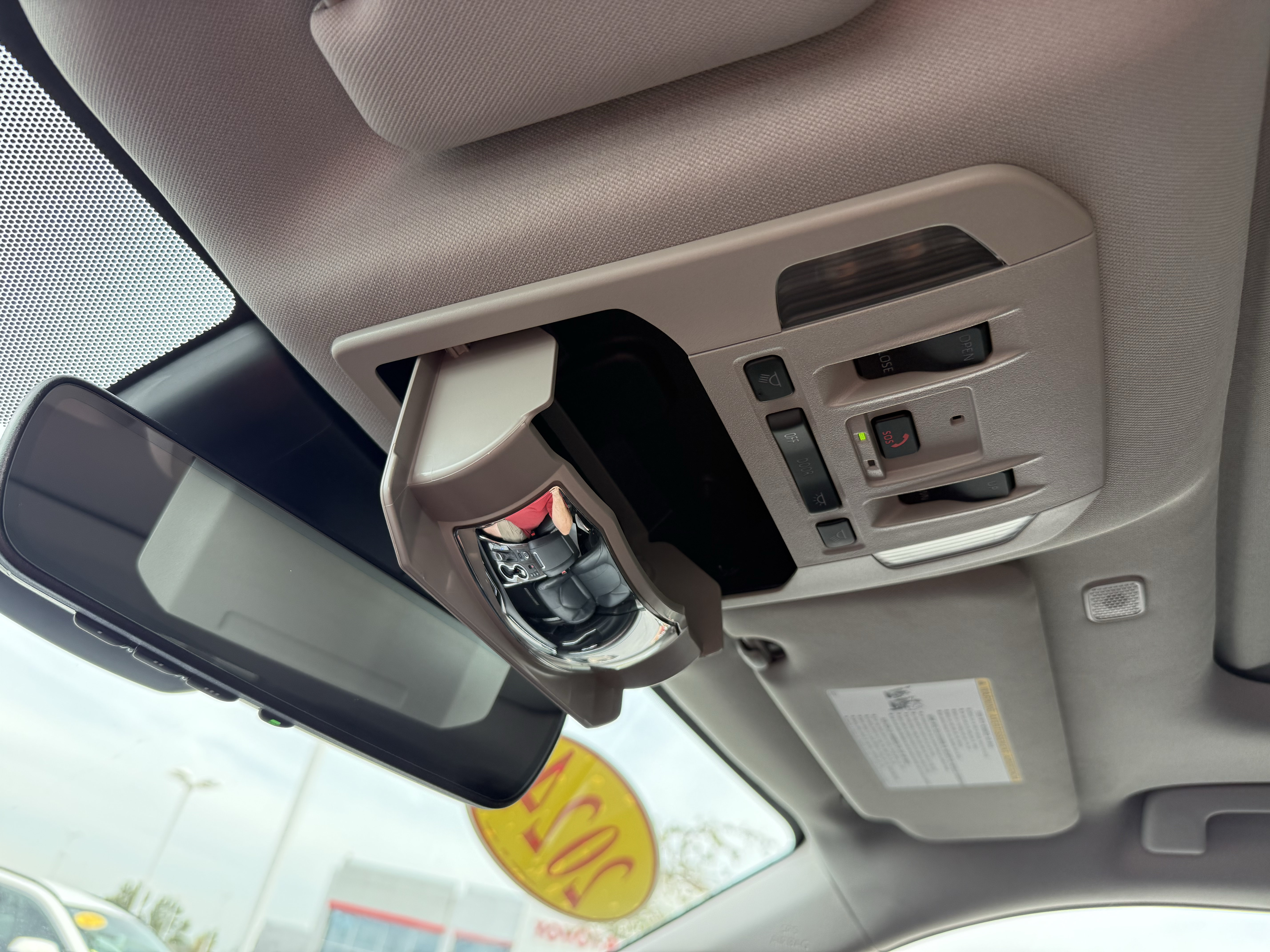 Used 2024 Toyota Highlander Limited AWD/4WD image 25