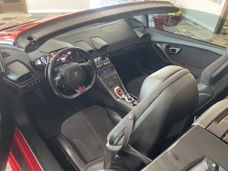 Used 2019 Lamborghini Huracan LP 580-2 RWD image 9
