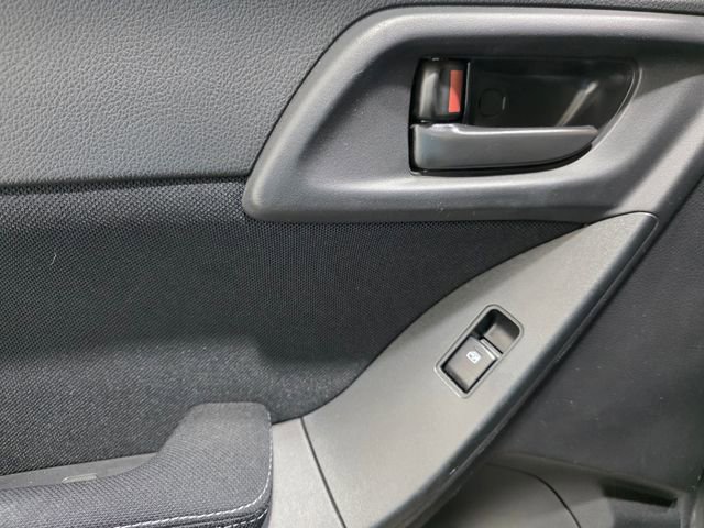 Used 2015 Subaru Forester 2.5i Premium w/ All-Weather Package image 26