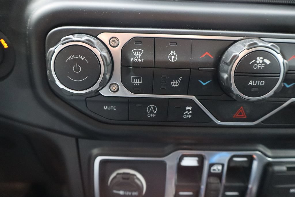 Used 2021 Jeep Gladiator Rubicon AWD/4WD image 15
