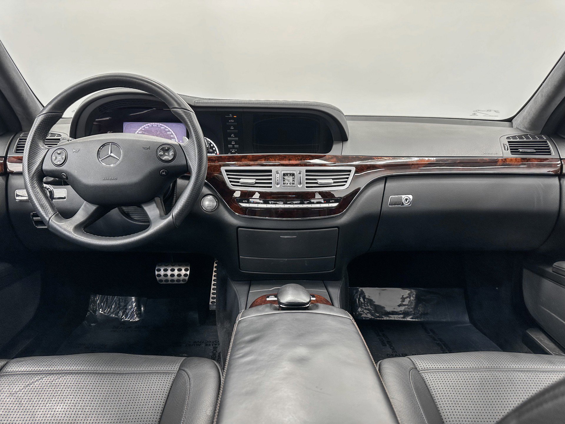 Used 2009 Mercedes-Benz S 63 AMG image 12