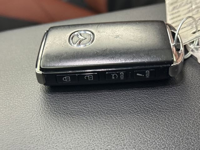 Used 2024 MAZDA MAZDA3 s image 37