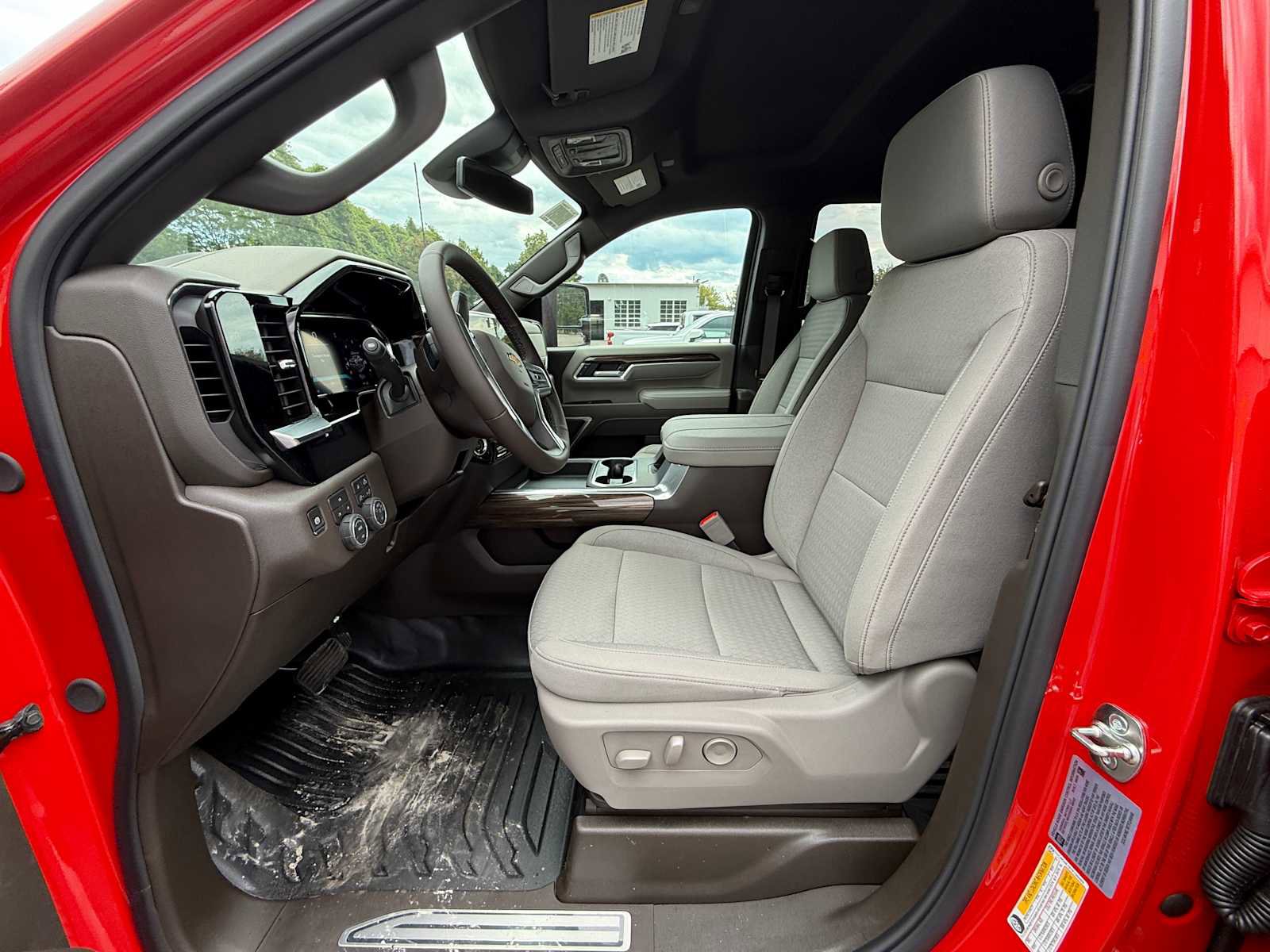 New 2026 Chevrolet Silverado 2500 LT image 16