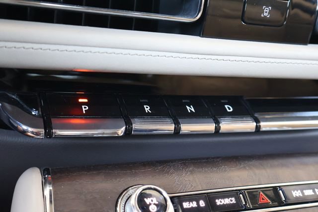 Used 2020 Lincoln Aviator Reserve w/ Equipment Group 202A AWD/4WD image 30