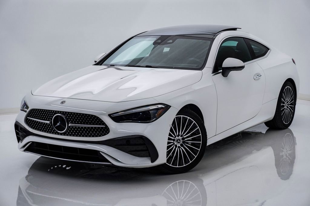 Used 2024 Mercedes-Benz CLE 300 4MATIC Coupe image 3