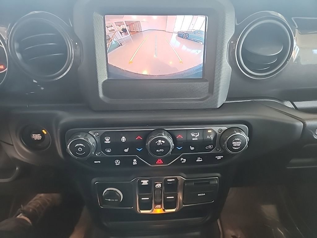 Used 2021 Jeep Wrangler Unlimited Sport image 32