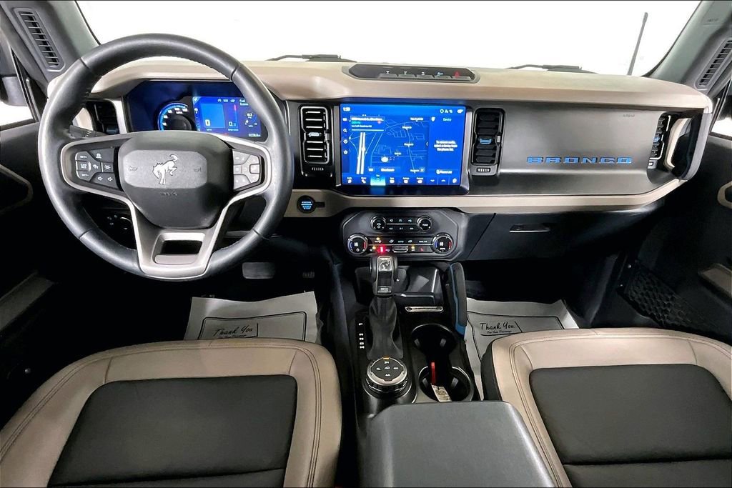 Used 2023 Ford Bronco Wildtrak image 15