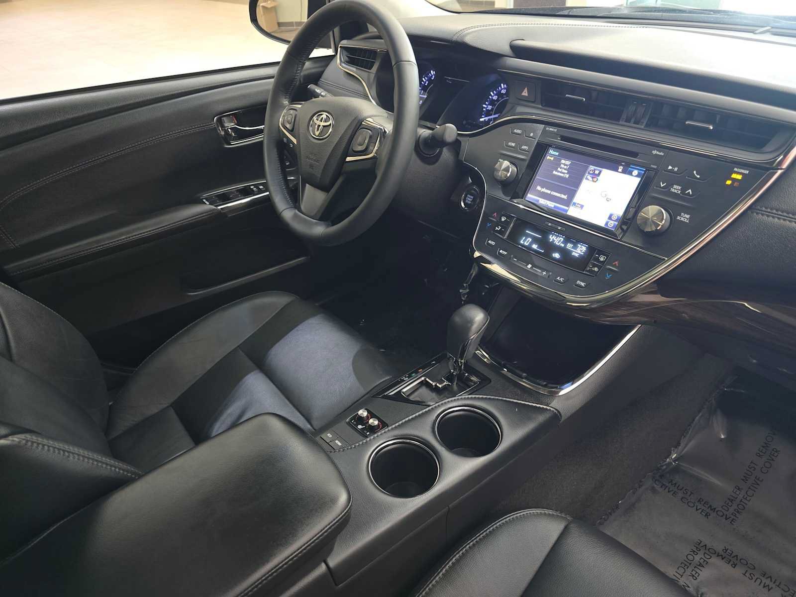 Used 2015 Toyota Avalon XLE Touring FWD image 29