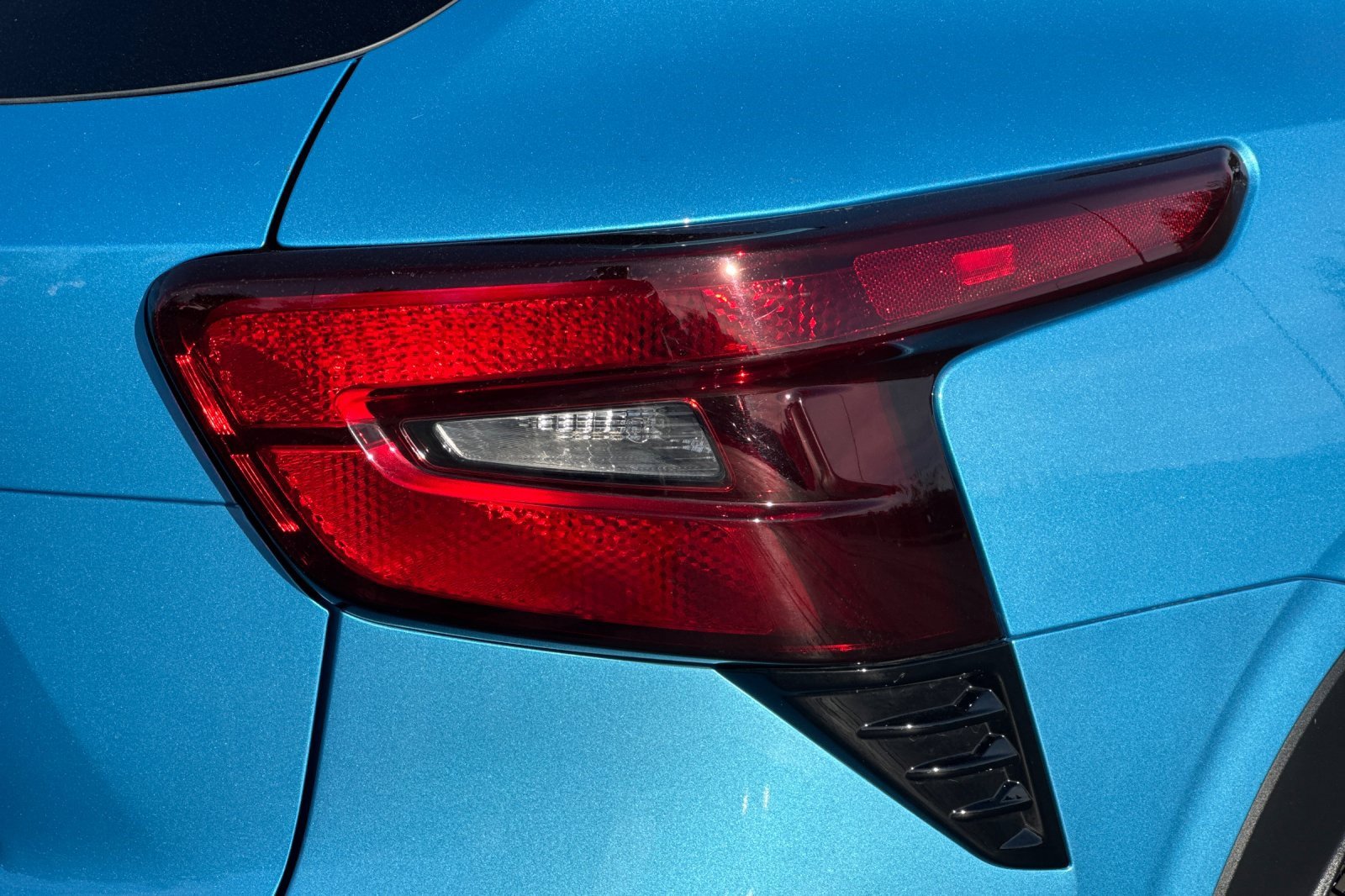 Used 2025 Chevrolet Trax ACTIV w/ Sunroof Package image 51