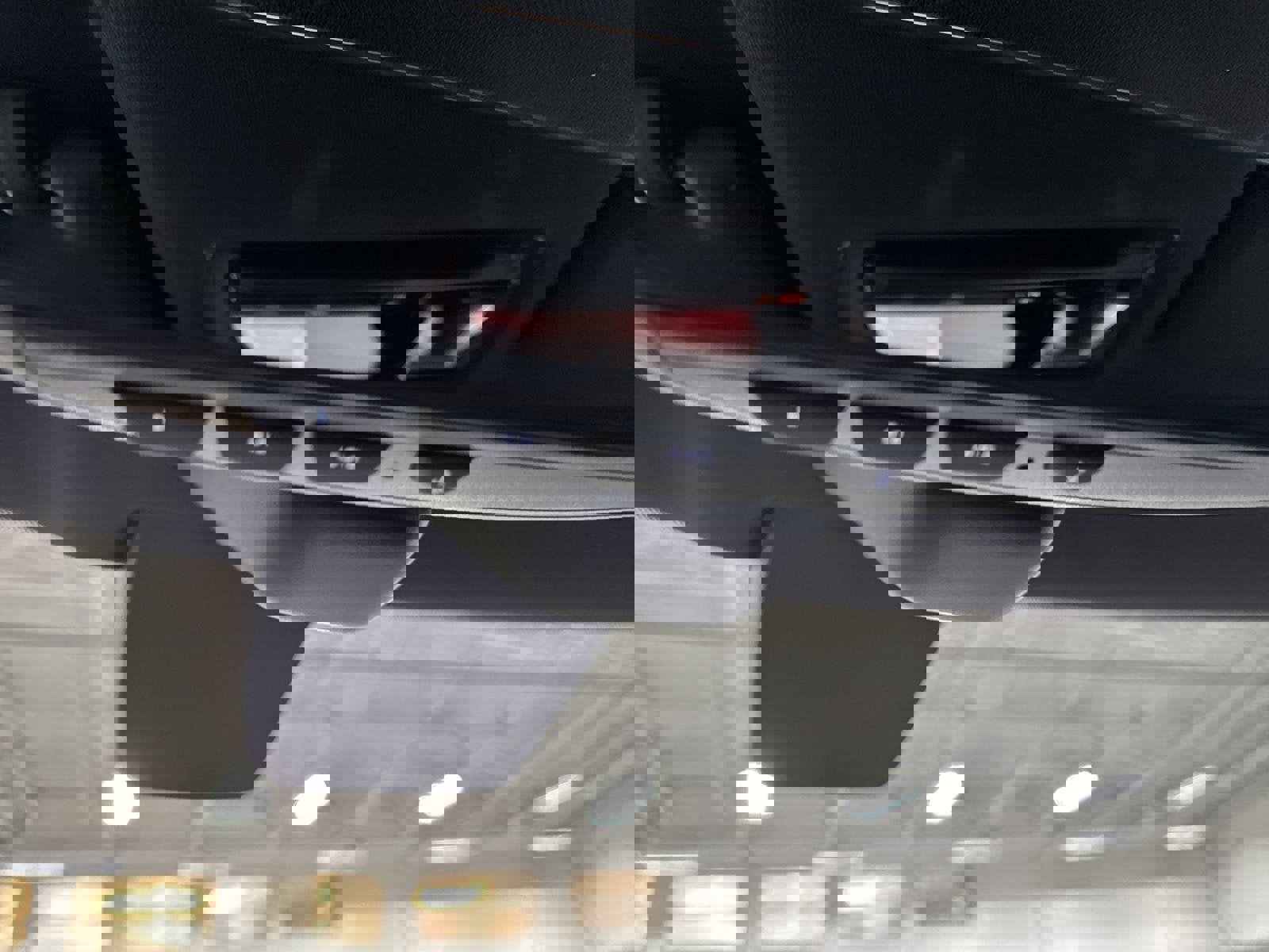 New 2025 Volkswagen ID. Buzz Pro S image 26