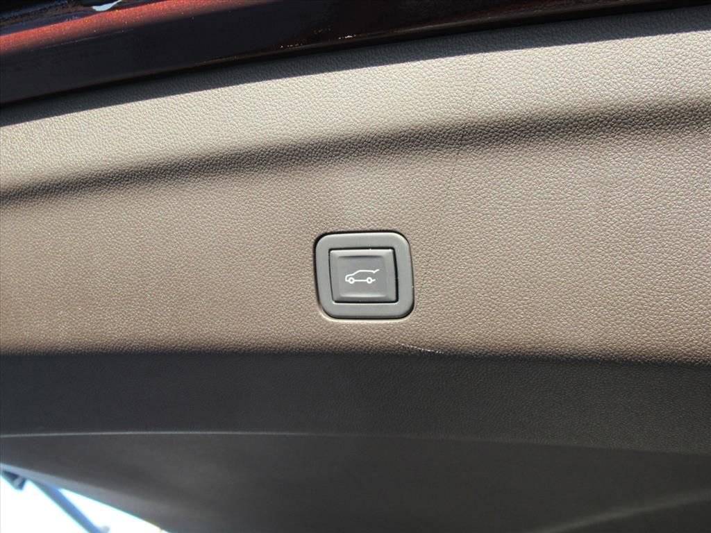 Certified 2023 Chevrolet Tahoe Z71 AWD/4WD image 31