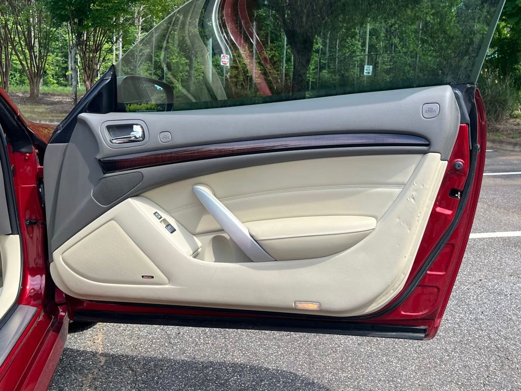 Used 2014 INFINITI Q60 Convertible w/ Premium Package RWD image 12
