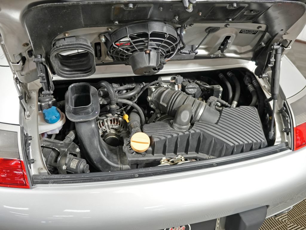 Used 2000 Porsche 911 Carrera RWD image 40