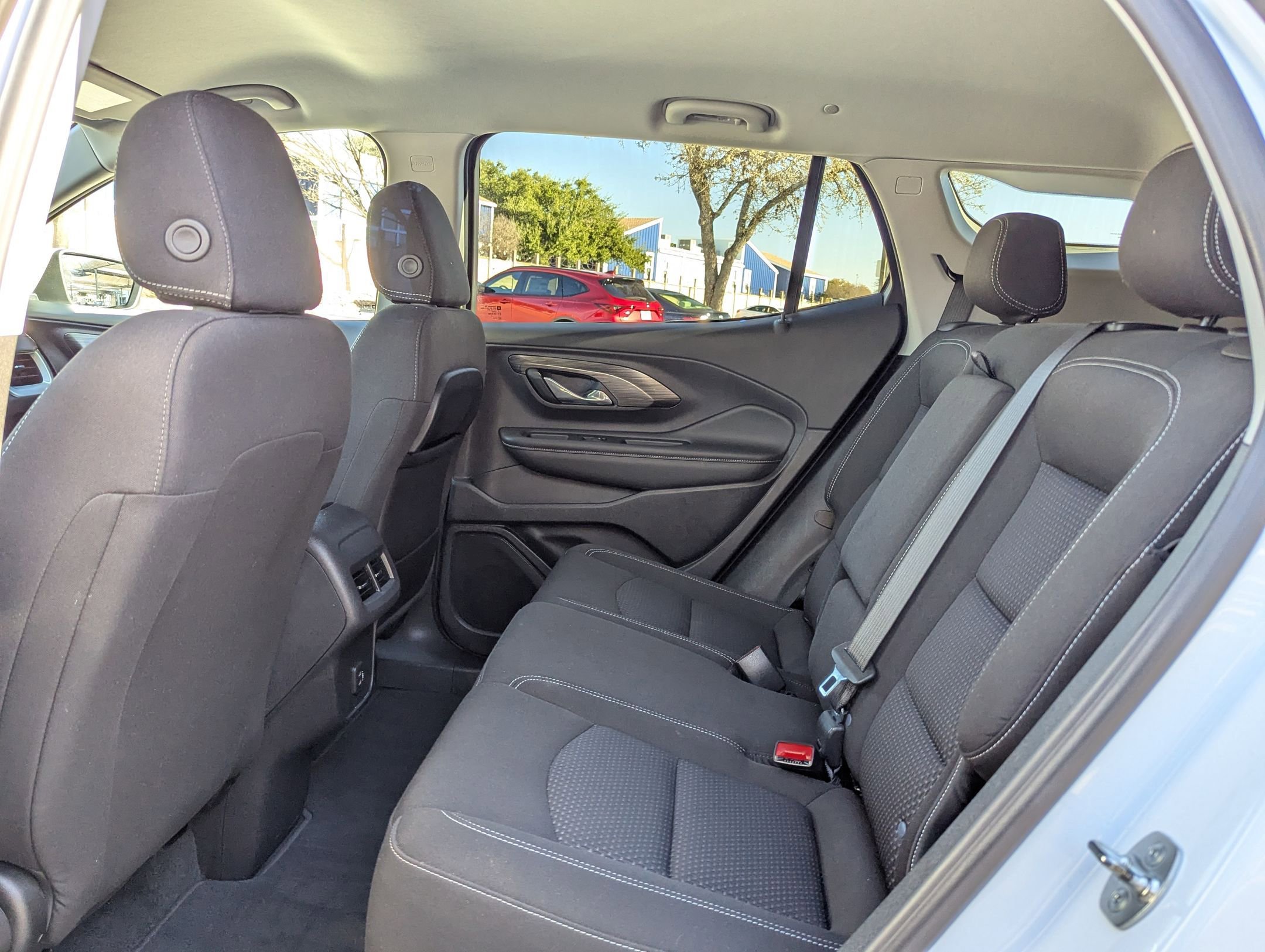 Used 2024 GMC Terrain SLE image 13