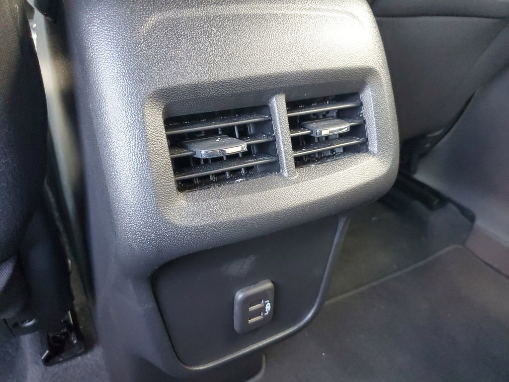 Used 2022 Chevrolet Equinox LS FWD image 16