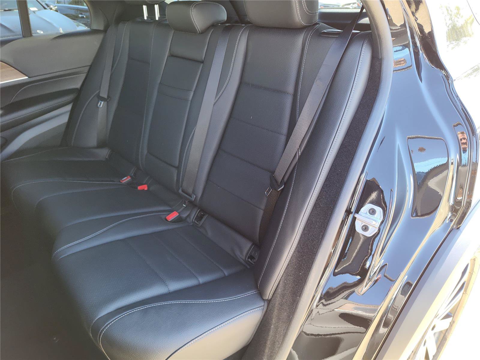 Used 2025 Mercedes-Benz GLE 350 4MATIC image 26