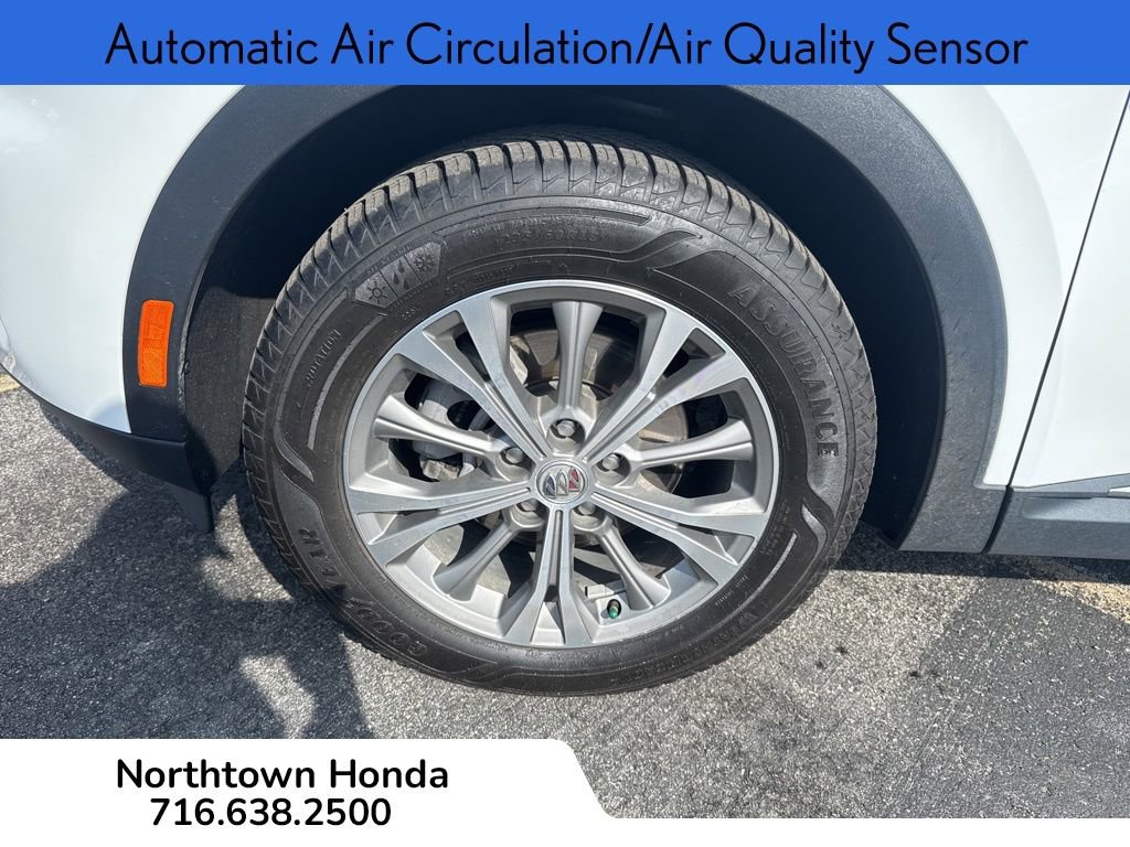 Used 2023 Buick Envision Preferred FWD image 11