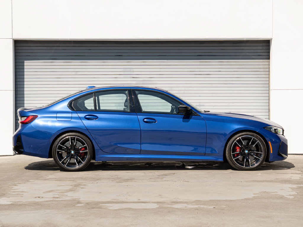 Used 2026 BMW M340i Sedan RWD image 21