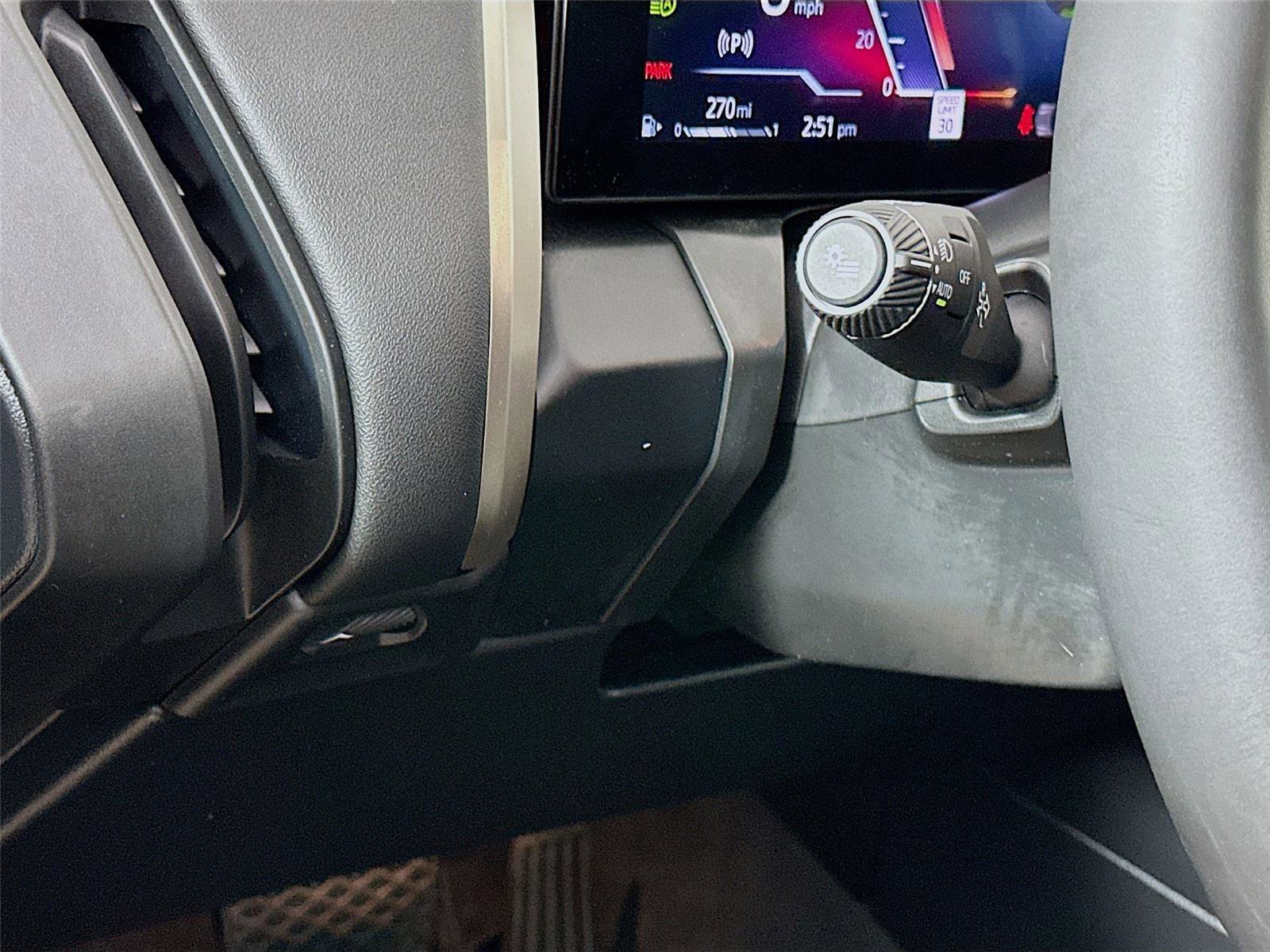 Used 2025 BMW X3 xDrive30i w/ Convenience Package image 10