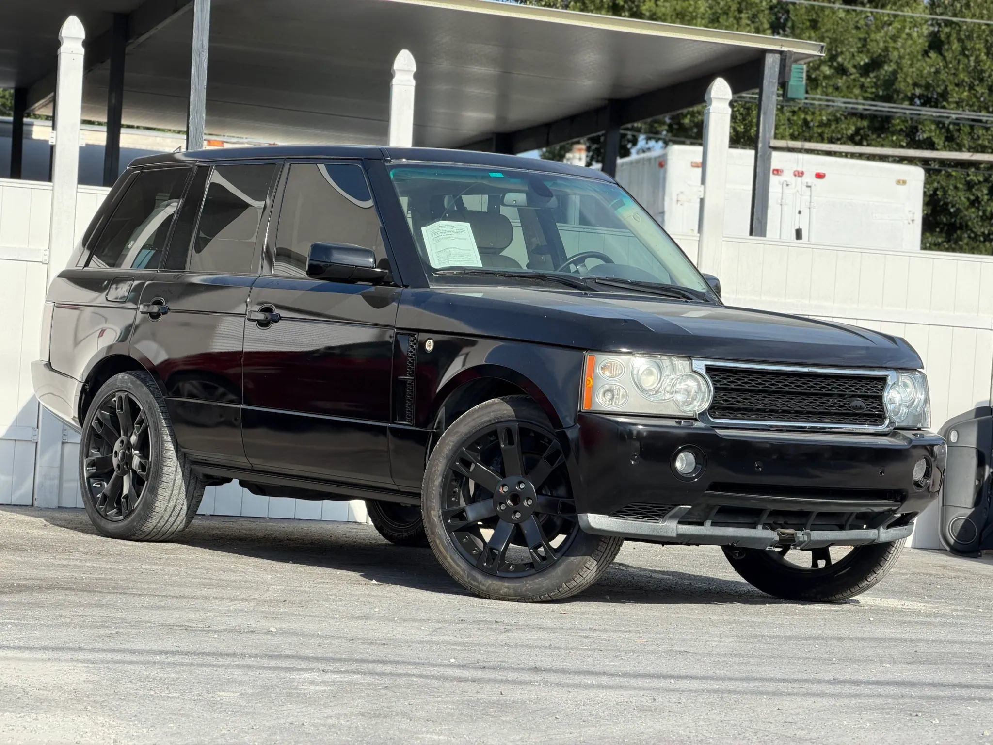 Used 2006 Land Rover Range Rover Supercharged AWD/4WD image 3