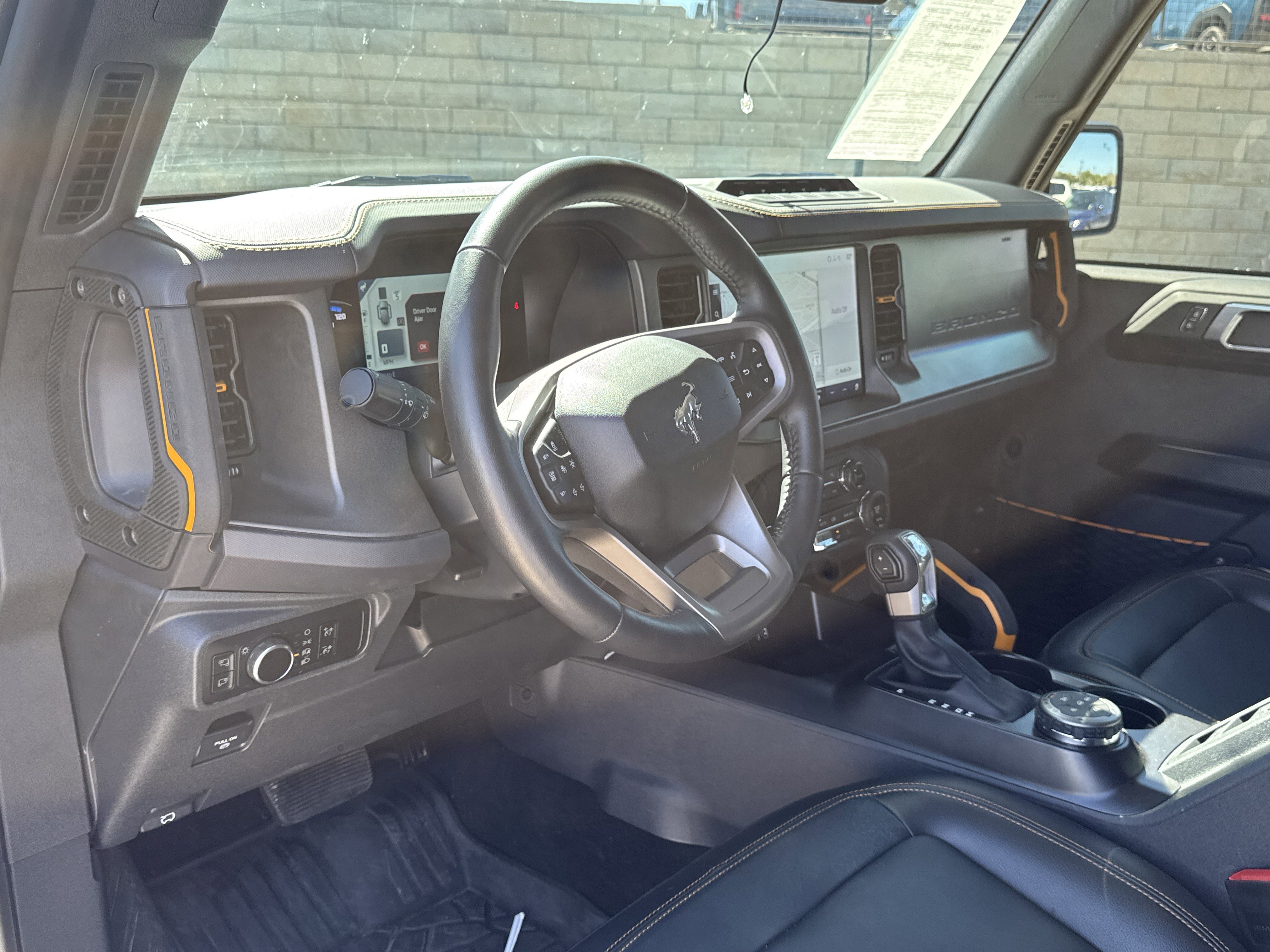 Used 2024 Ford Bronco Badlands image 23