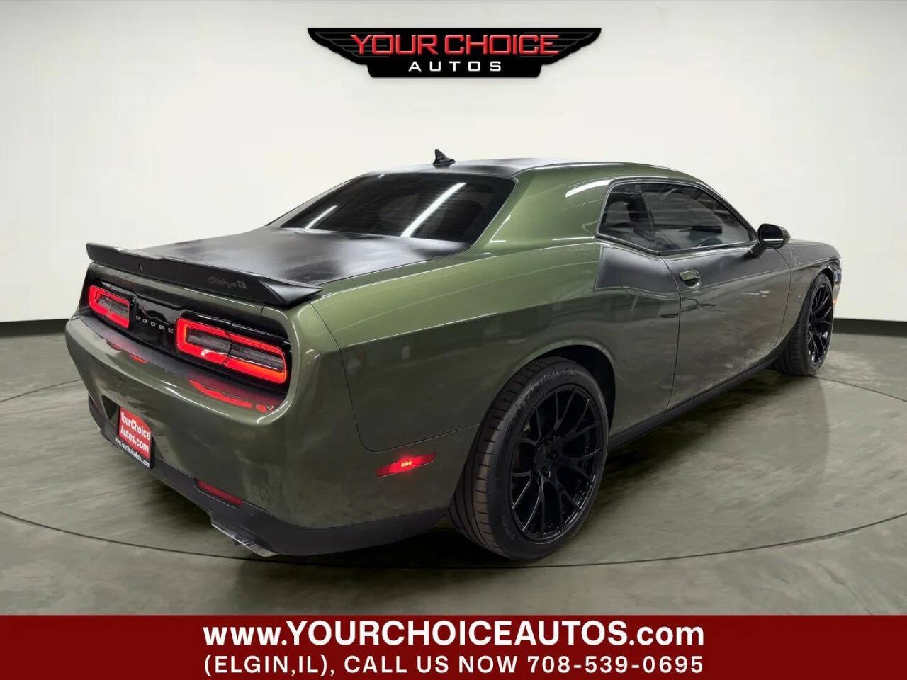 Used 2020 Dodge Challenger R/T Scat Pack w/ T/A Package RWD image 8