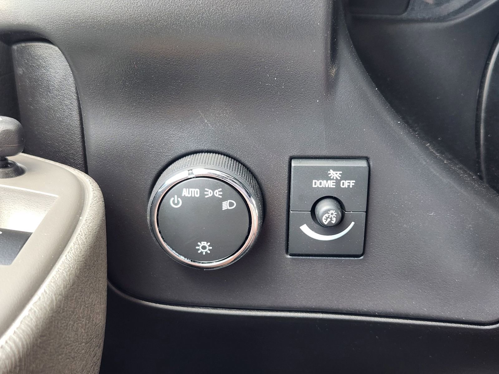 New 2026 Chevrolet Express 2500 w/ Driver Convenience Package image 17