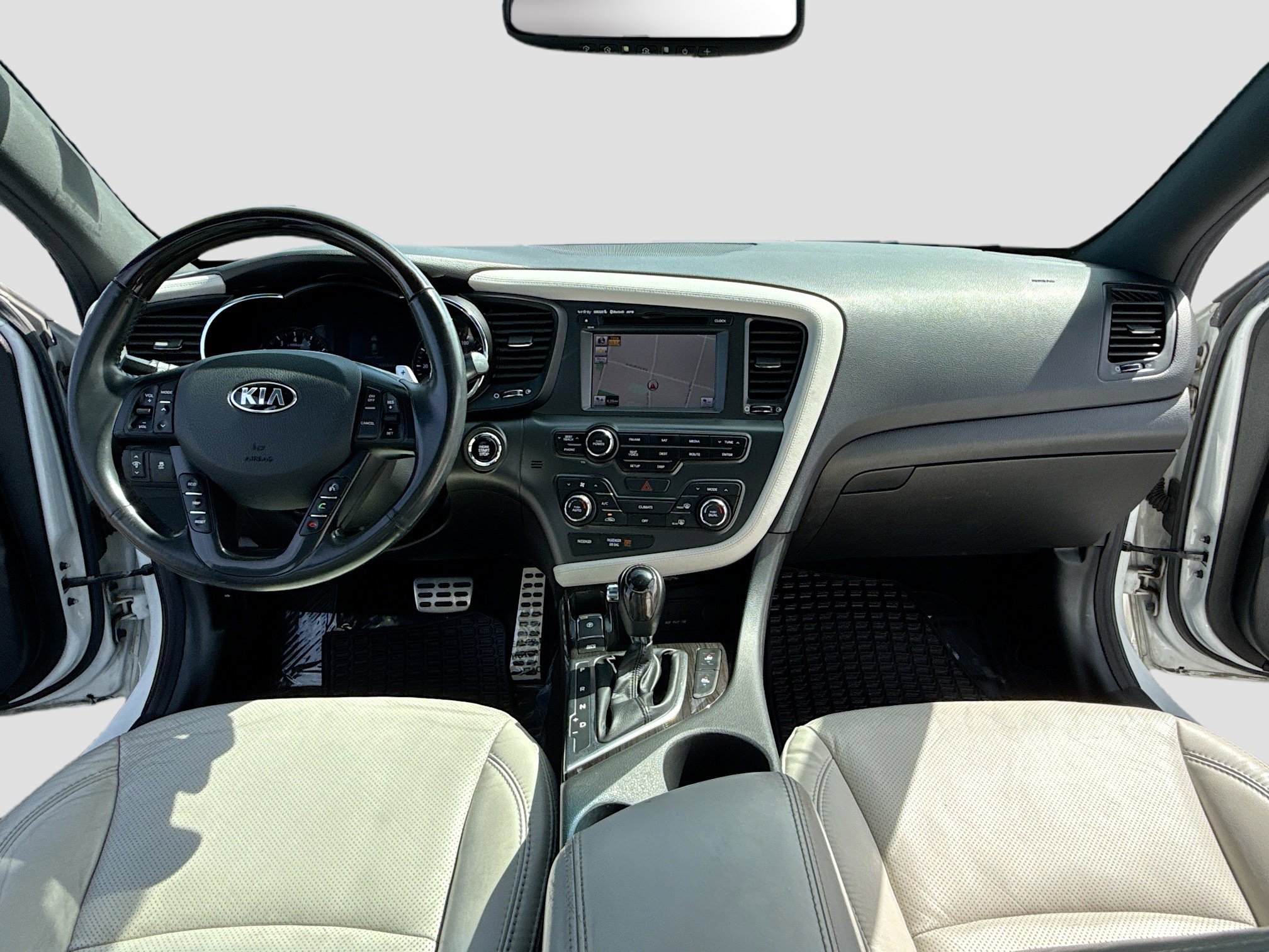 Used 2013 Kia Optima SX w/ Limited Pkg FWD image 3