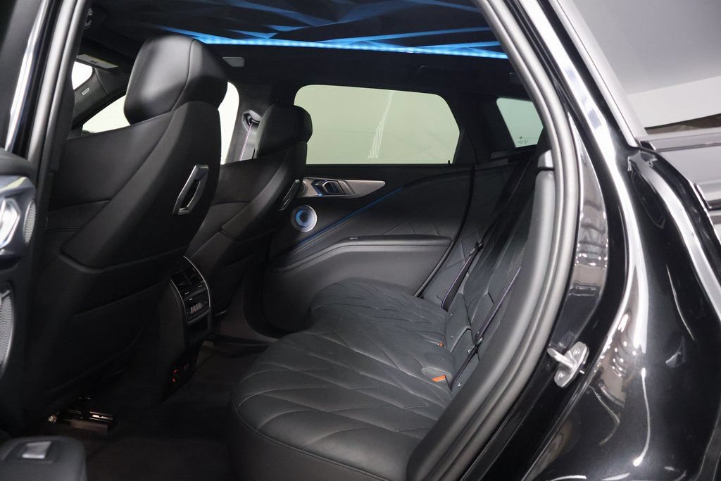 Certified 2023 BMW XM AWD/4WD image 11