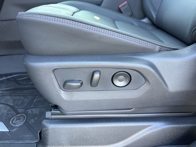 New 2026 Chevrolet Suburban RST w/ Comfort Package AWD/4WD image 18