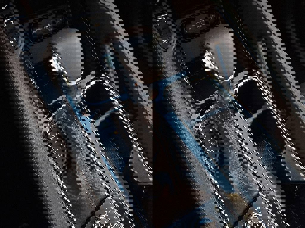 Used 2022 Kia Telluride SX image 17