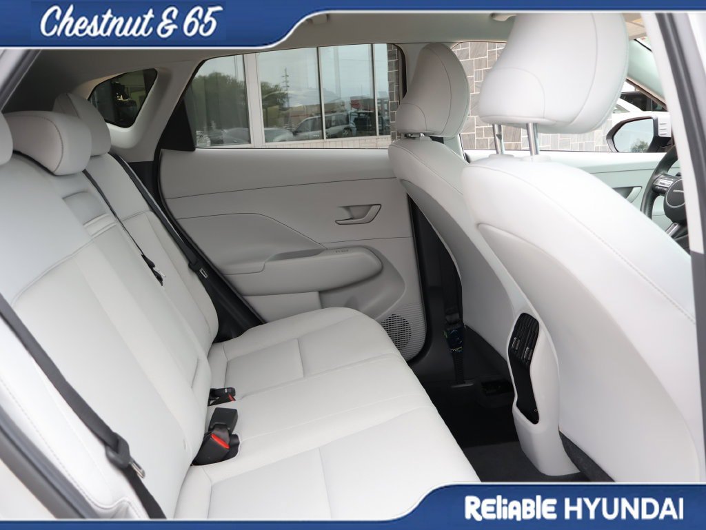 Certified 2024 Hyundai Kona SEL w/ Convenience Package FWD image 12