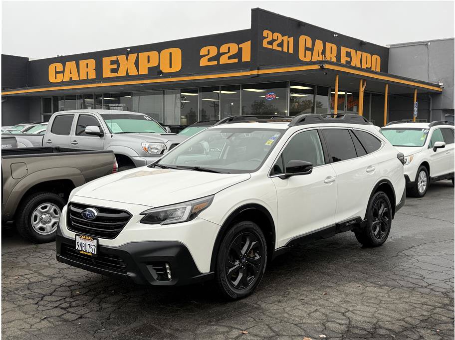 Used 2020 Subaru Outback Onyx Edition XT w/ Popular Package #2 AWD/4WD image 1
