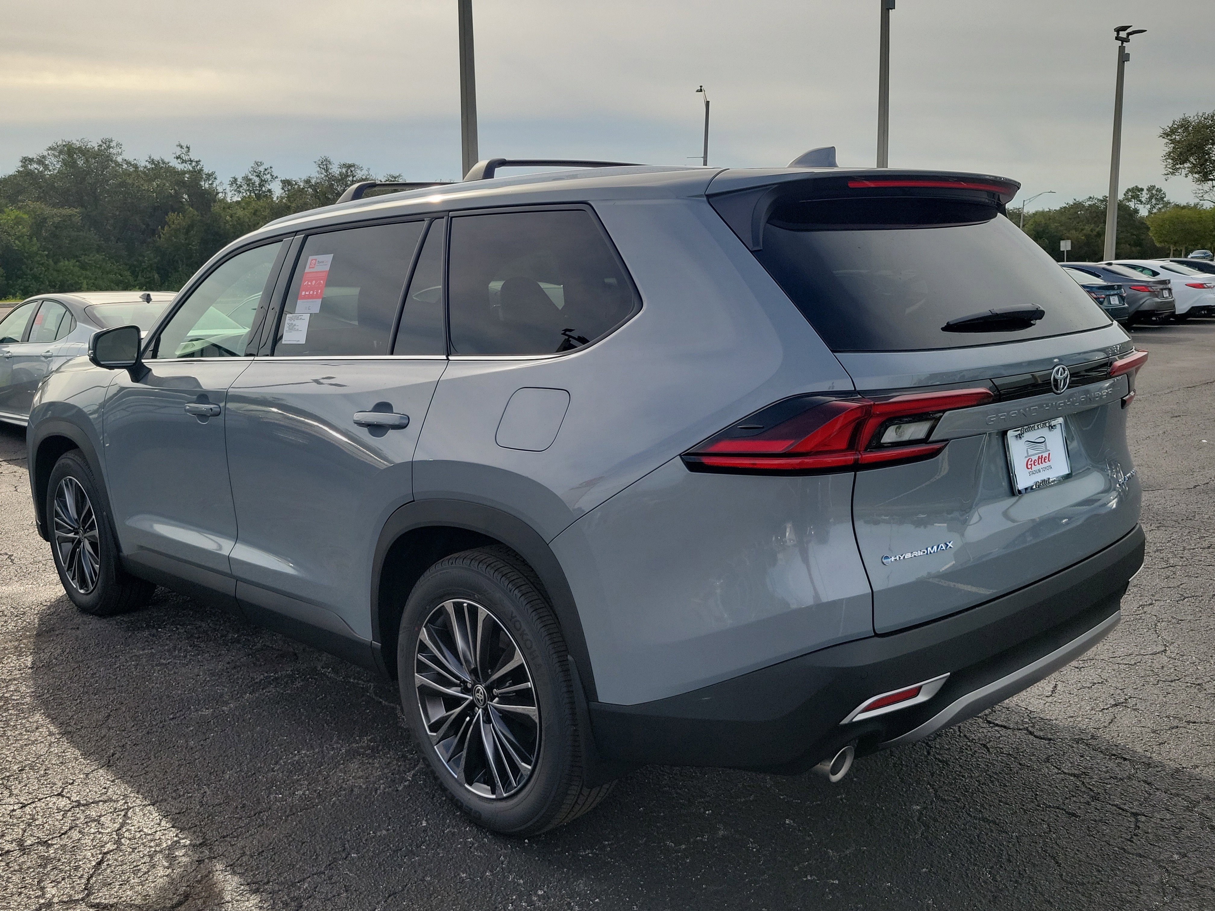 New 2026 Toyota Grand Highlander AWD Hybrid image 4