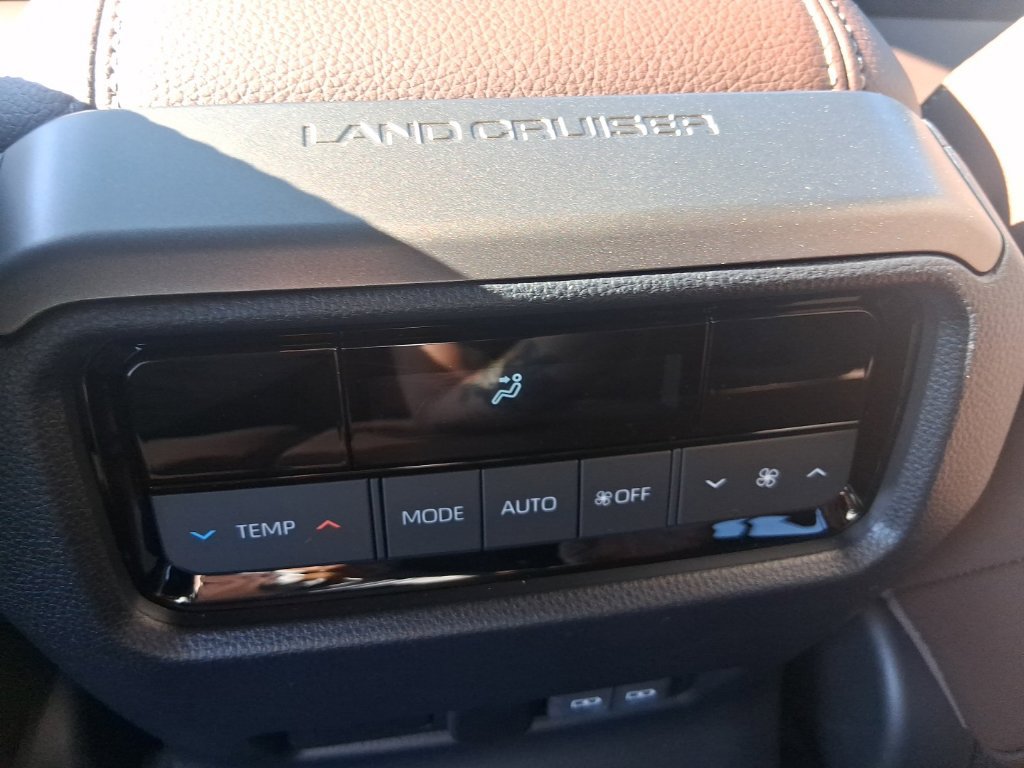 New 2027 Toyota Land Cruiser AWD/4WD image 12